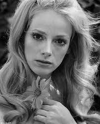 Sondra Locke